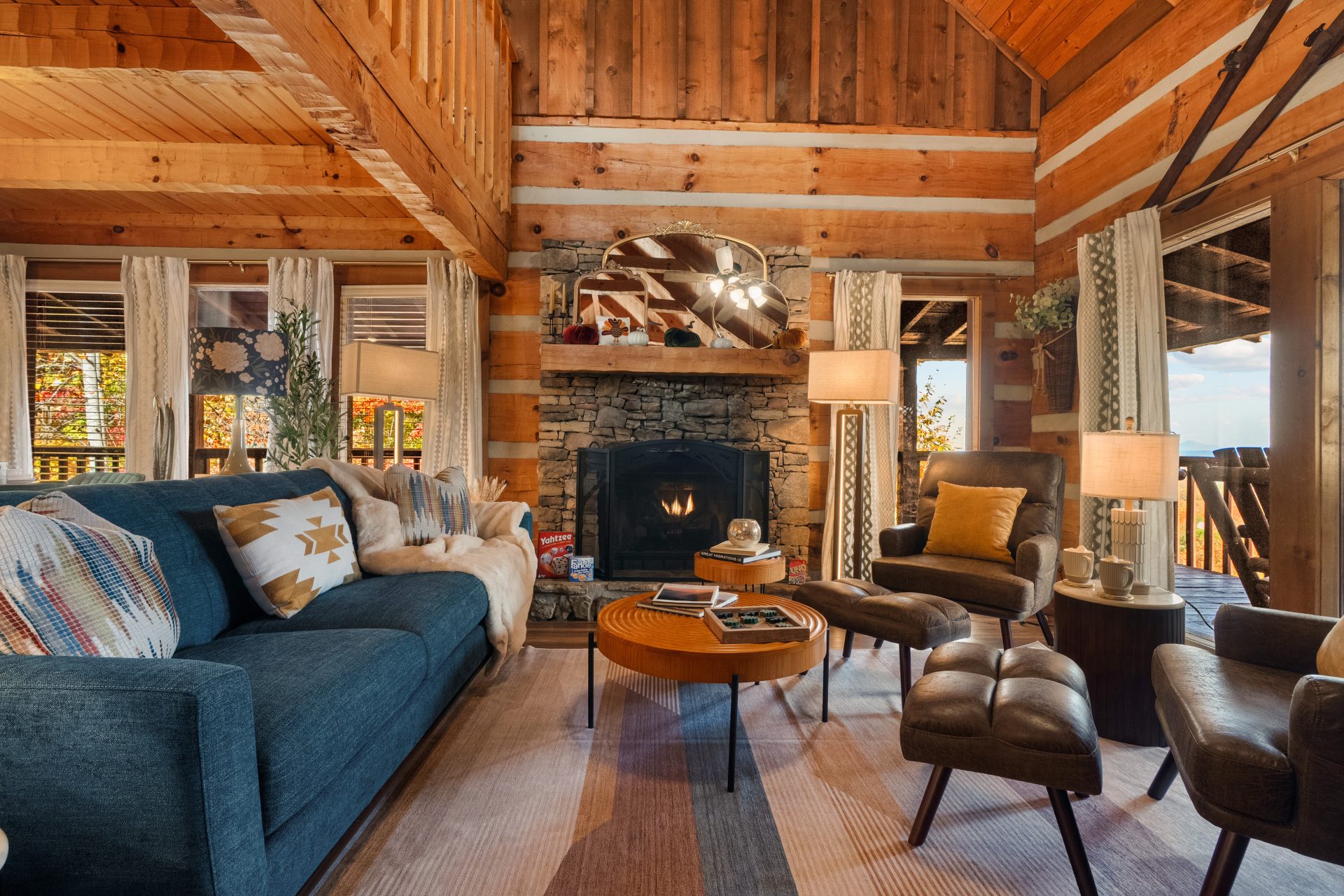 dancing-embers-cabin-fireplace-living-room-oak-and-ember-sevierville-tn